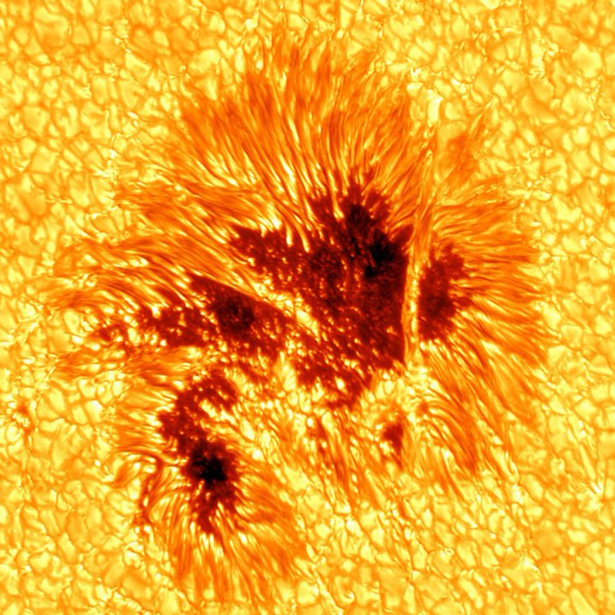 NASA craft ‘touches’ sun for 1st time, dives into atmosphere 18417_4j6m4ma6pxkc8vy_full